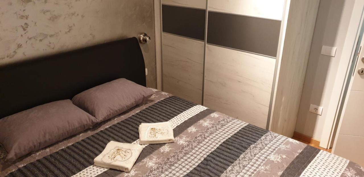 Elena Lux Apartment Uzice Exterior photo